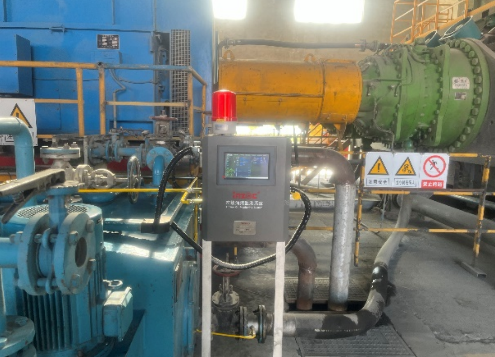 新疆中材水泥磨輥壓機減速機應用案例:智能在線油液監測系統助力設備穩定高效運行